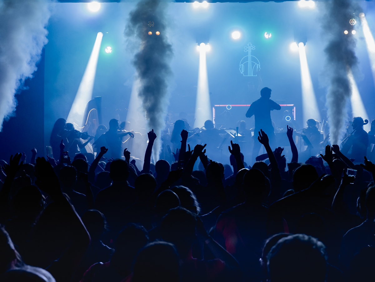 Dancephony EDM-Party mit Mr.Da-Nos und Zürcher Filmorchester im Volkshaus Zürich